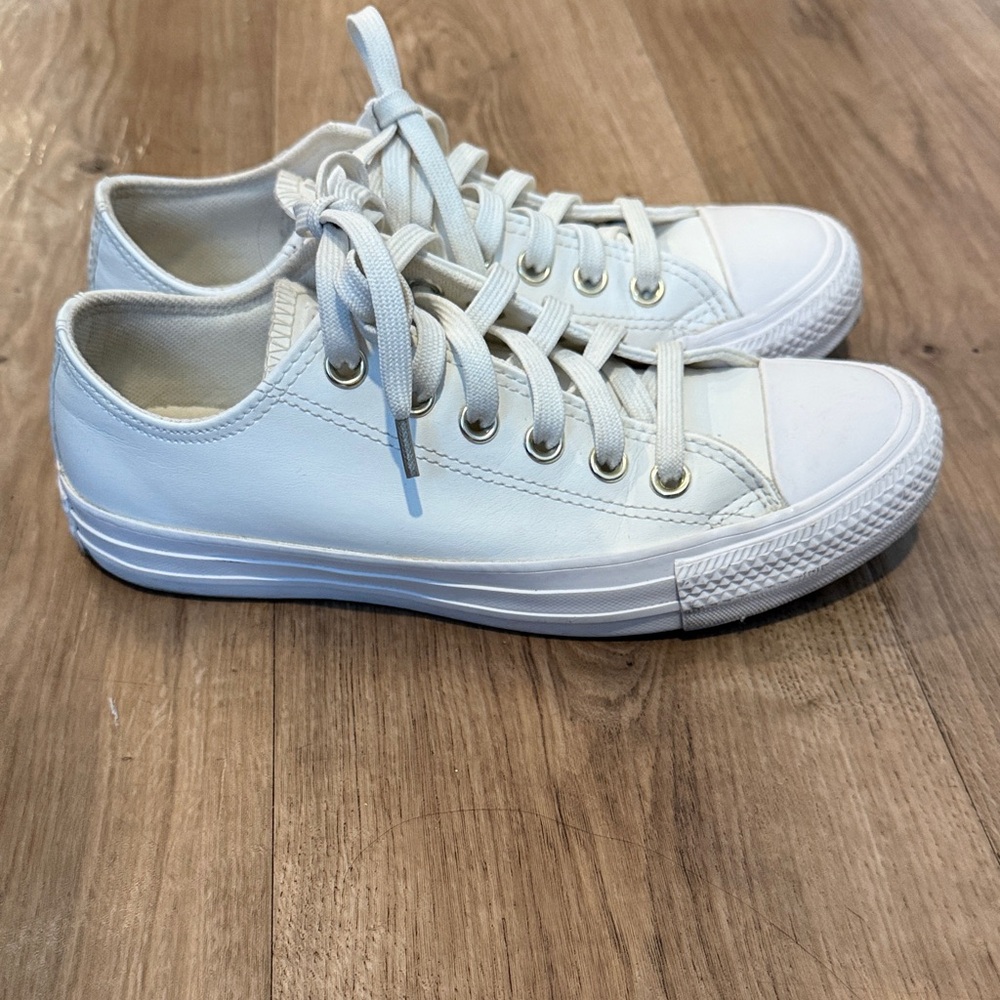 White Leather Low-Top Converse - Picture 2 of 12